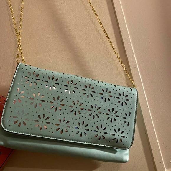 2 toned perforated bags - Picture 2 of 6